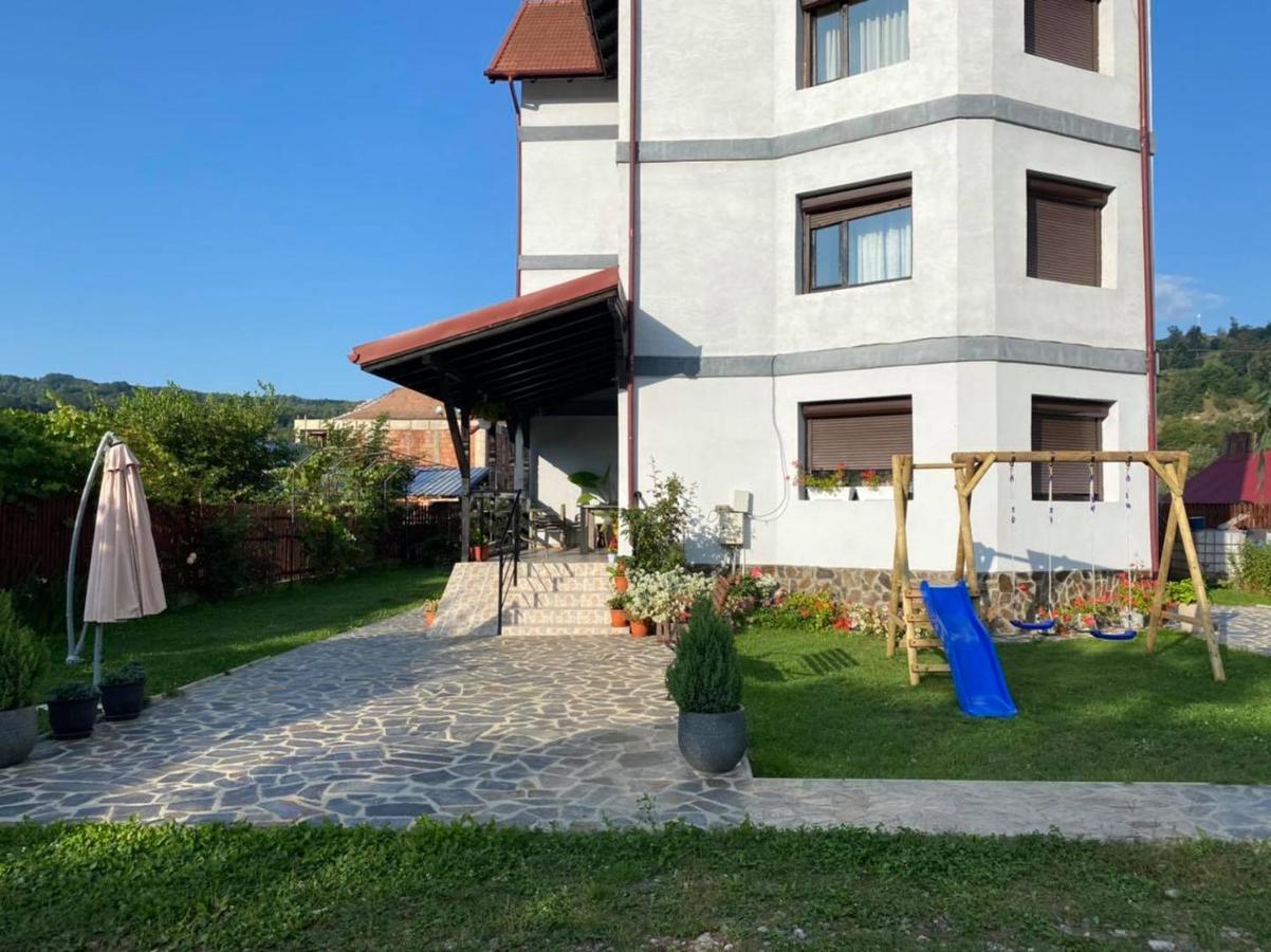 Pensiunea Xandra Ξενοδοχείο Corbi Εξωτερικό φωτογραφία